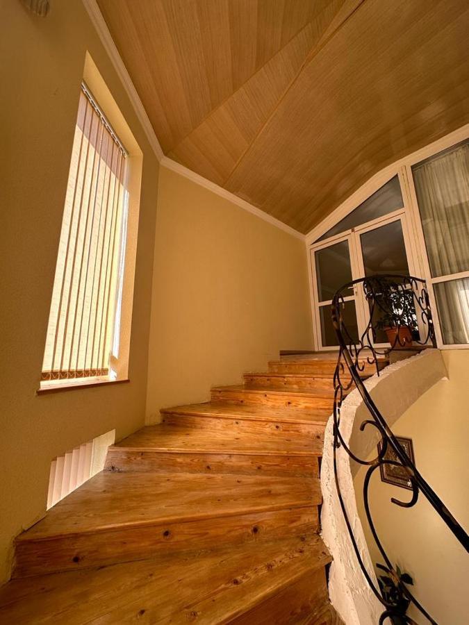 Happy House Apartamento Kʼutʼaisi Exterior foto